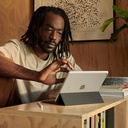 Apple-MK2N3B-A-i2.jpg