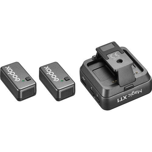 GodoxMagicXT1-CL2-PersonWirelessMicrophone3.jpg