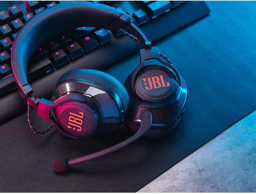 JBLQuantum610WirelessGamingHeadset-i5.jpg