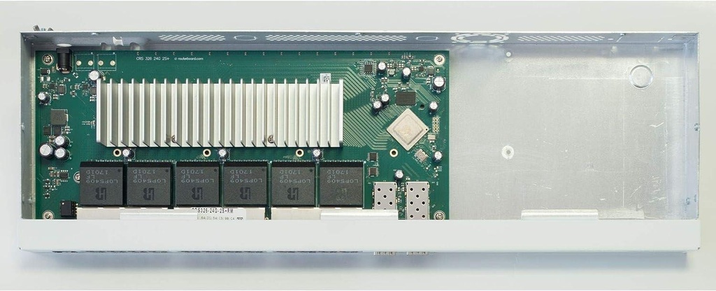 CRS326-24G-2S-RM-i3.jpg