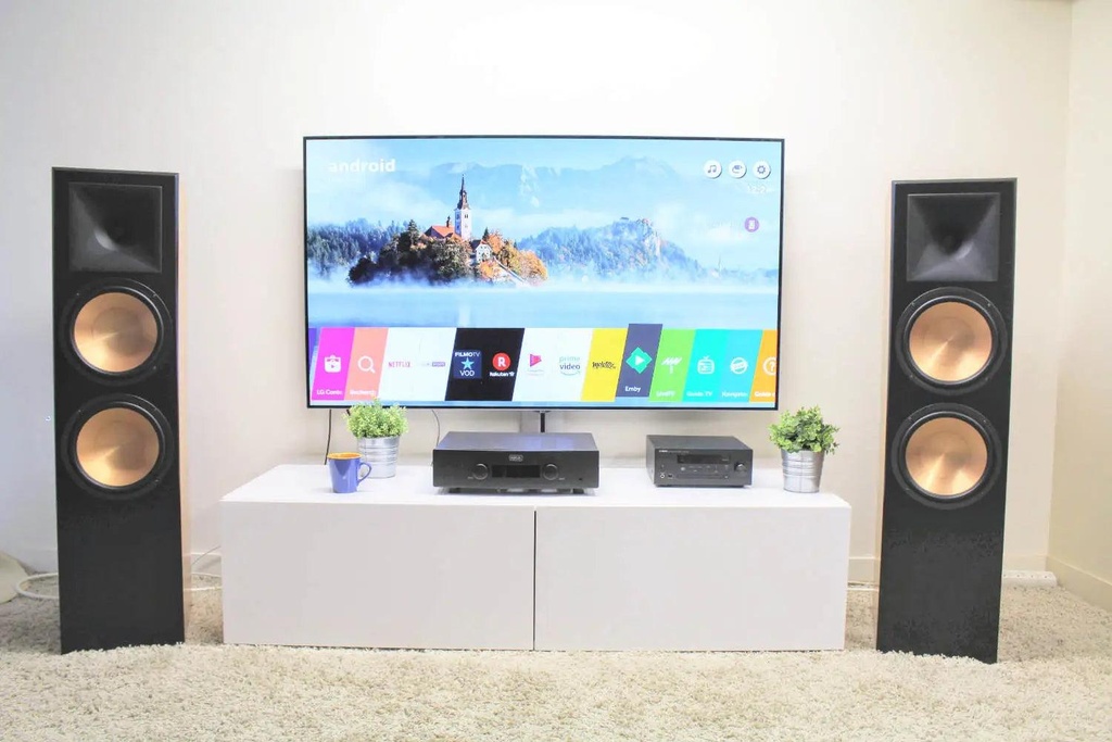 FloorstandingSpeakeri7.jpg