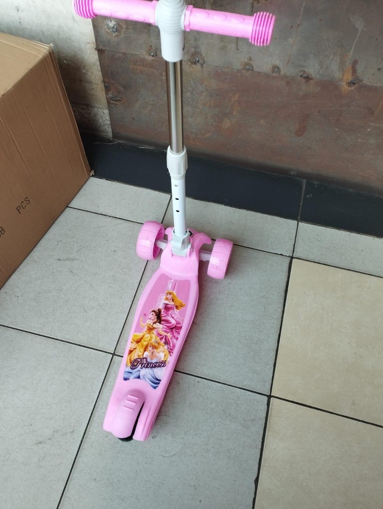 scooterm1.jpg
