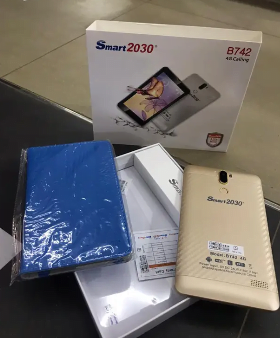 Smart2030StudyTabletB7427inch_16GB_1GBRAM-i3.png