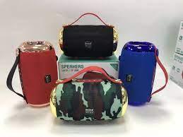 WSTER WS-1830 Xtreme Portable Wireless Speaker - 15 hours of playtime with music and light show