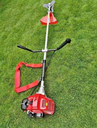 Pineyoung PY-6900 Gasoline Grass Trimmer – 1250W 255mm Heavy-Duty Brush Cutter for Lawn Care